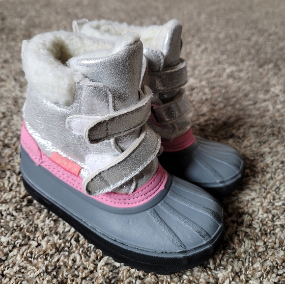 Toddler snow or rain boots - Picture 1 of 8